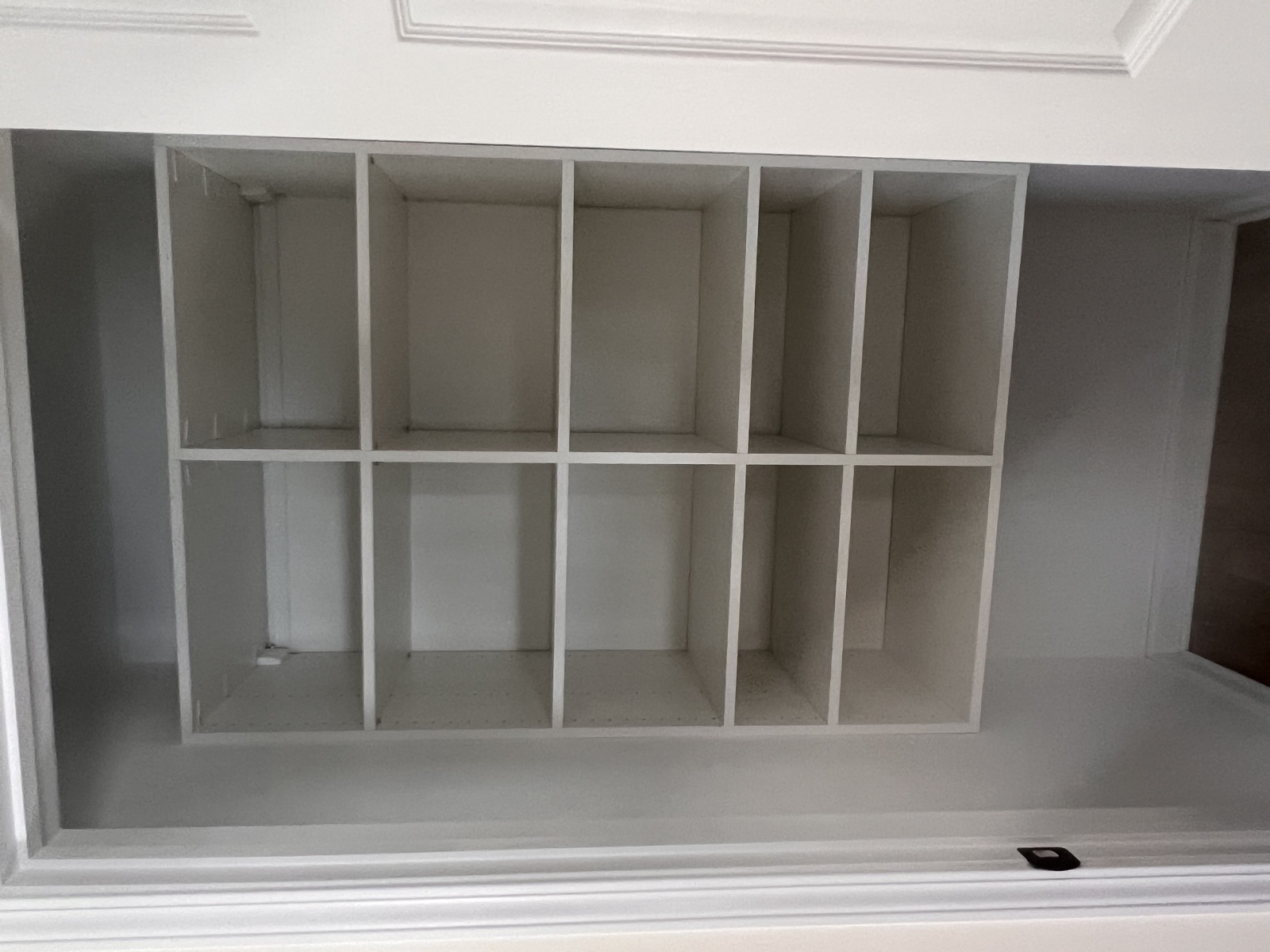 Reach-In Closets — 10
