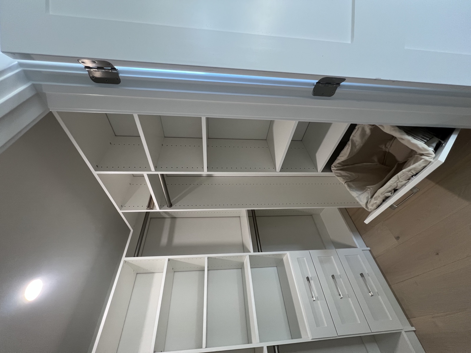 Walk-In Closets — 8